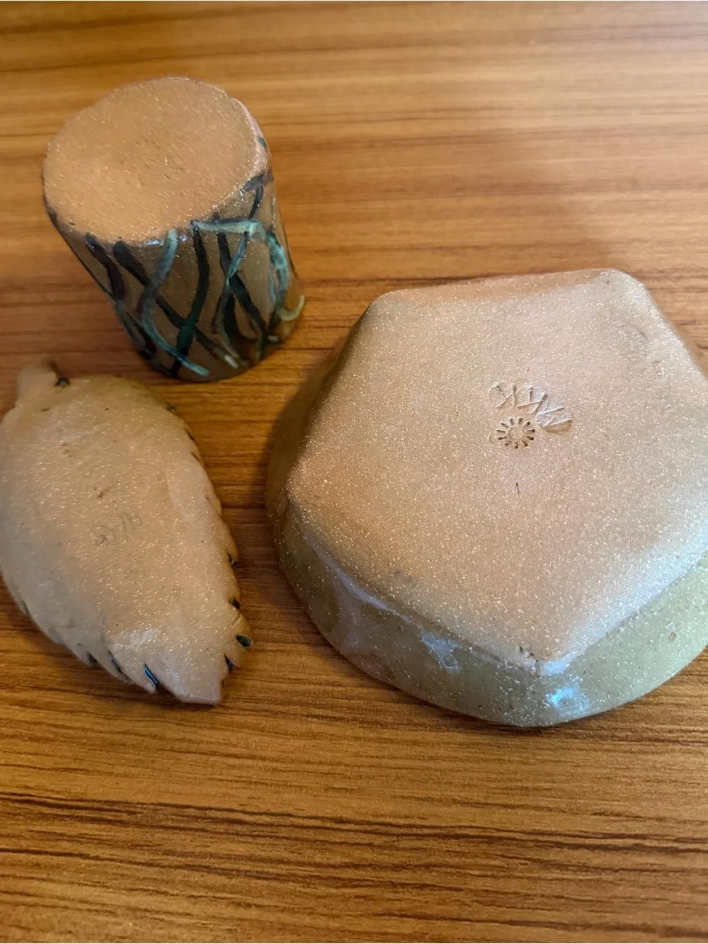 Vintage Studio Art Pottery 3pc Set Palm Tree Trinket Dish Cup Leaf Signed MKK